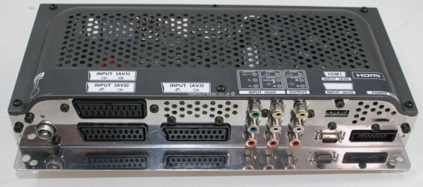 Hitachi 42PD7200 - Main AV - JA05722-F - JA05703-A