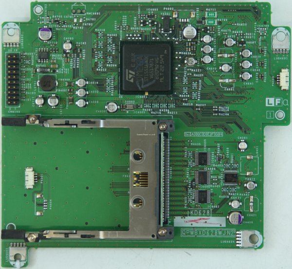 Sharp LC-32GD8E - Card Reader - KD628 - QPWBXD628WJN2 (With Connector)